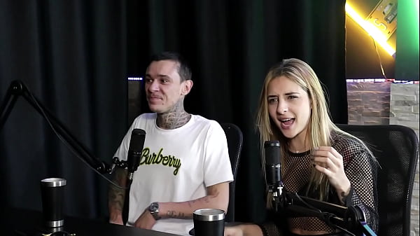 Ela não conseguiu chupar o pau dele, falou sobre seu começo e o cliente enrolou no sexo oral em lugar errado – Yasmin Pariz & Ktal Vagabundo do Bom (SHEER/RED)