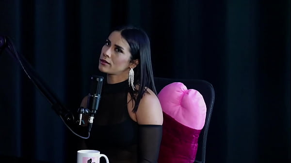 Foi tri campeã nas brs, deu muito o cu, e as inseguranças das mulheres… – Val Mineirinha no Swing Cast (SHEER/RED)
