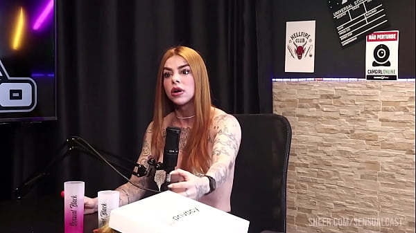 Já ganhou concurso do pé mais bonito do Brasil, teve vontade de ter um shape e quando precisou ir para uma clínica… – Ruiva Braba (SHEER/RED)